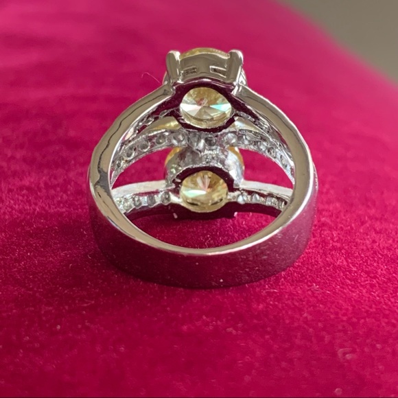 Sterling Silver Diamond Simulant Ring - Picture 11 of 17